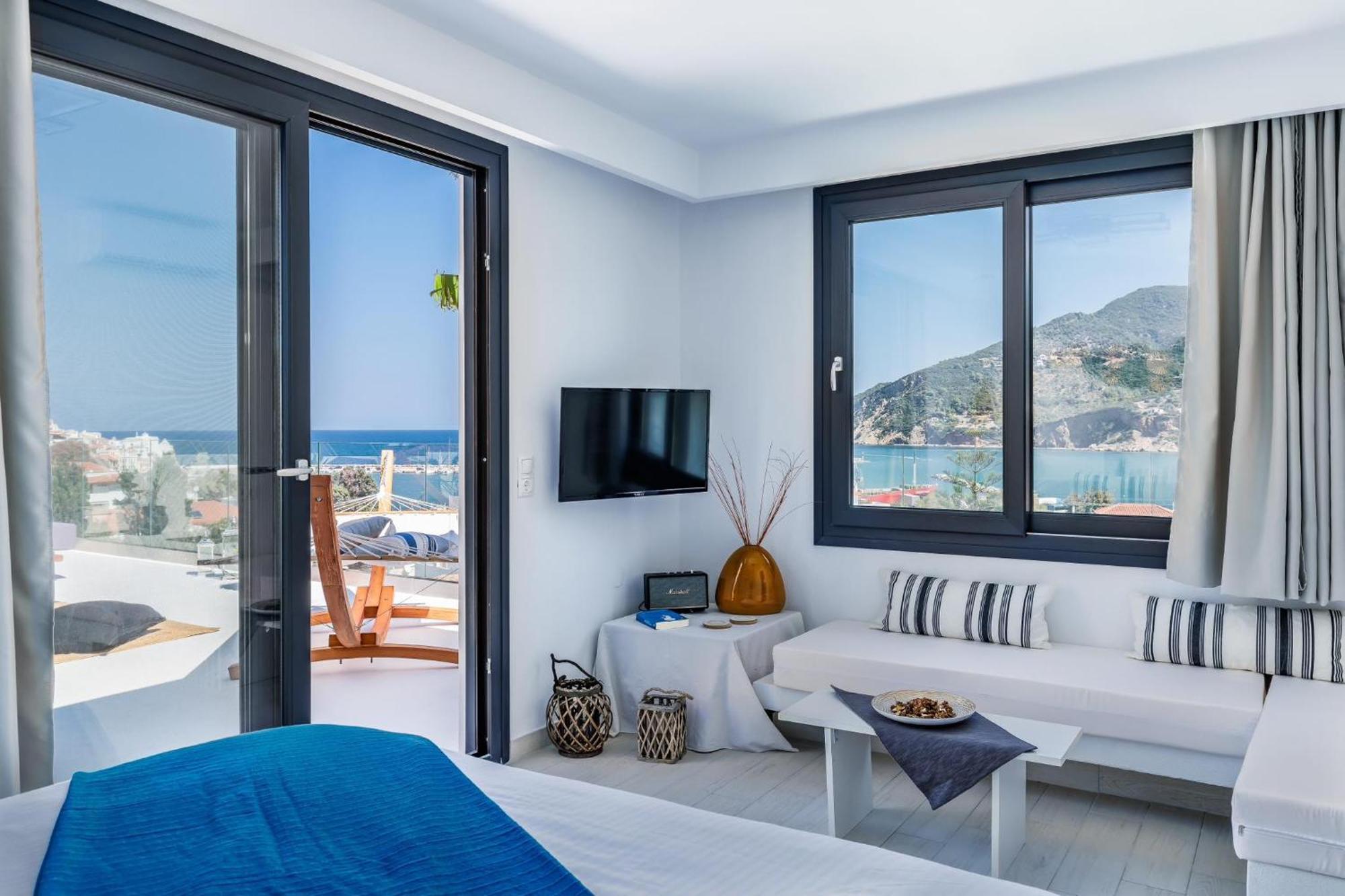 To Nissi Villa Skopelos Eksteriør billede